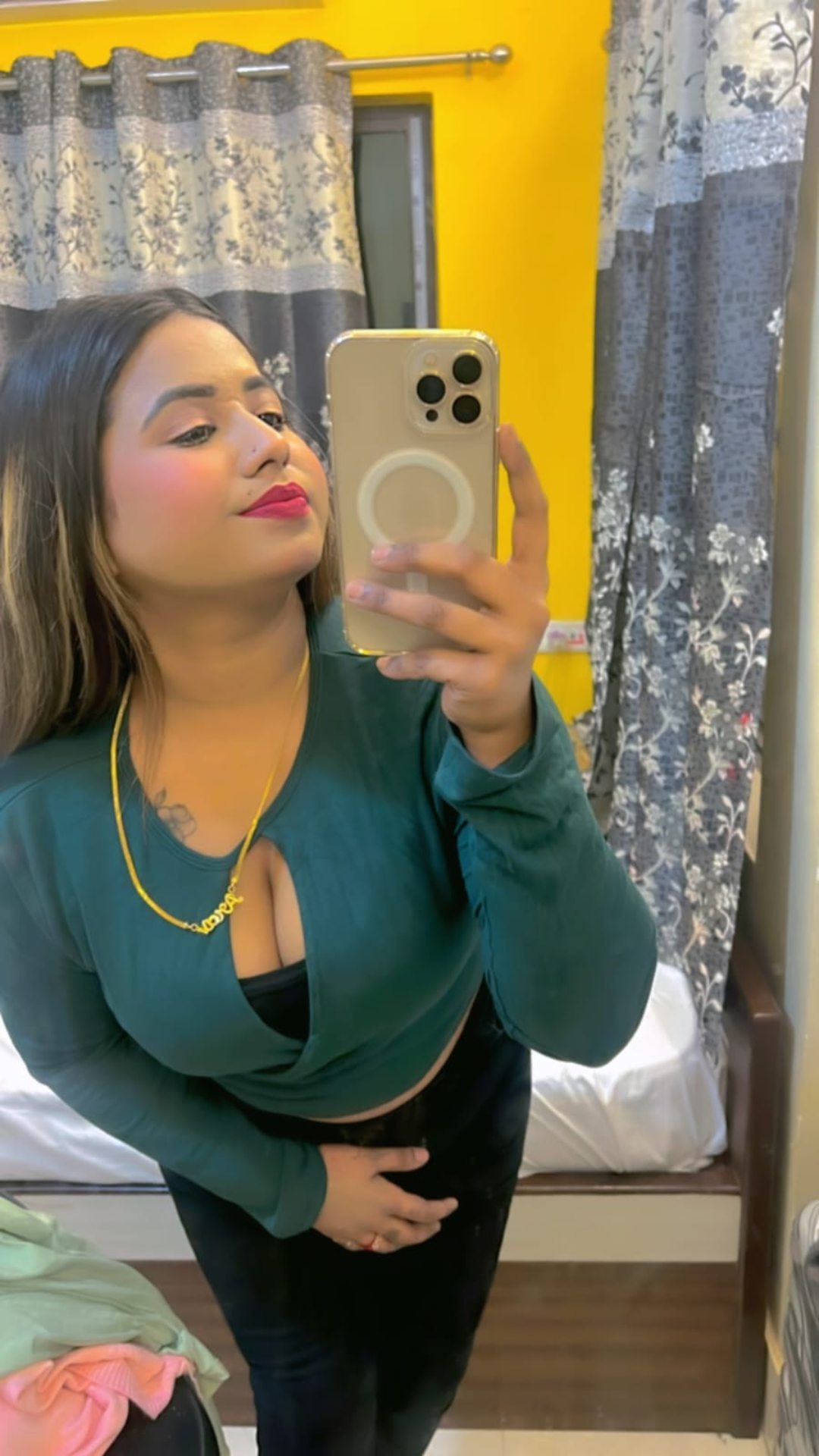 Priti Exclusive Escort Companion in Achnera