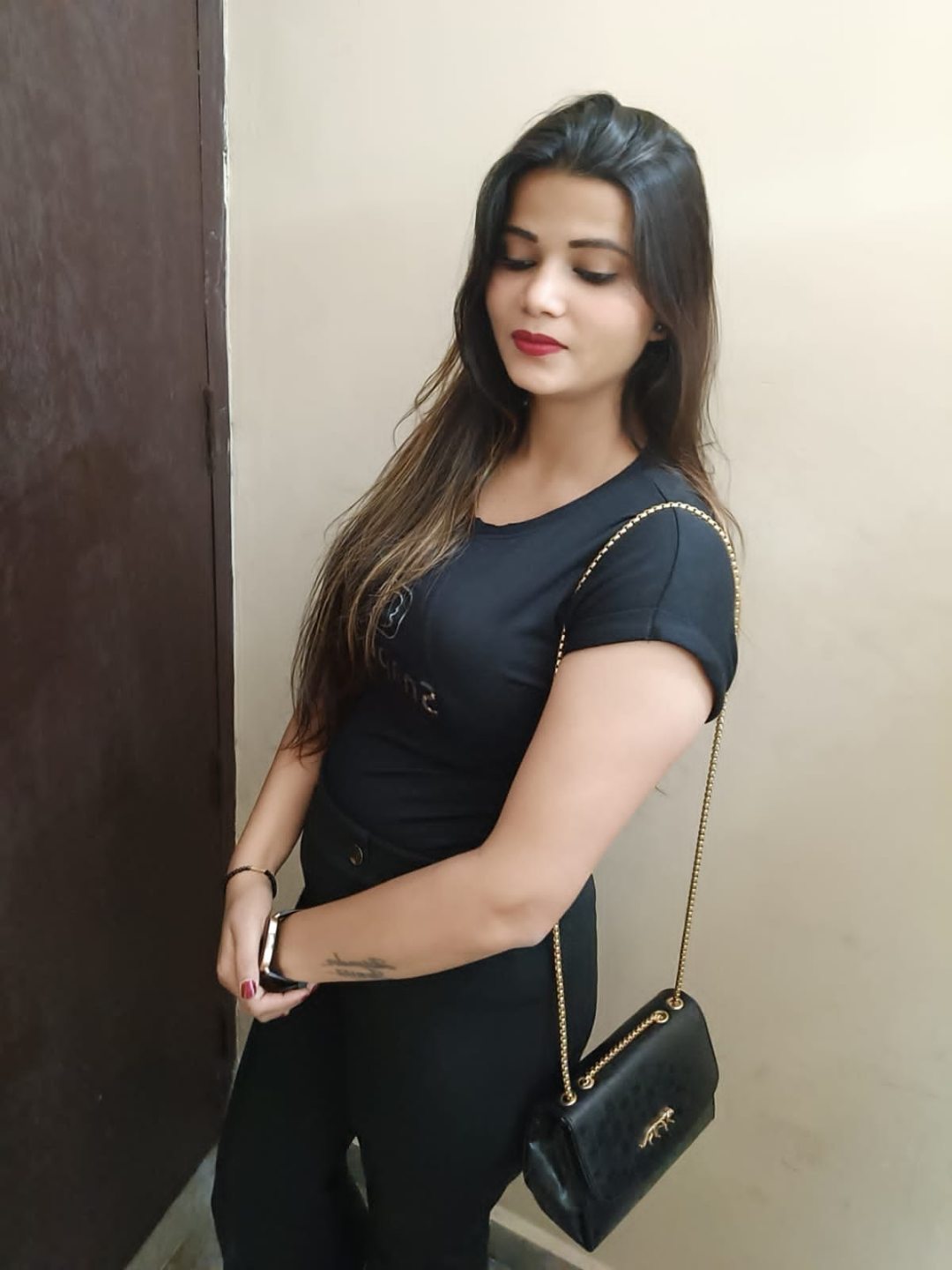 Pihu Hot Model Escort Service in Nagla Chidda