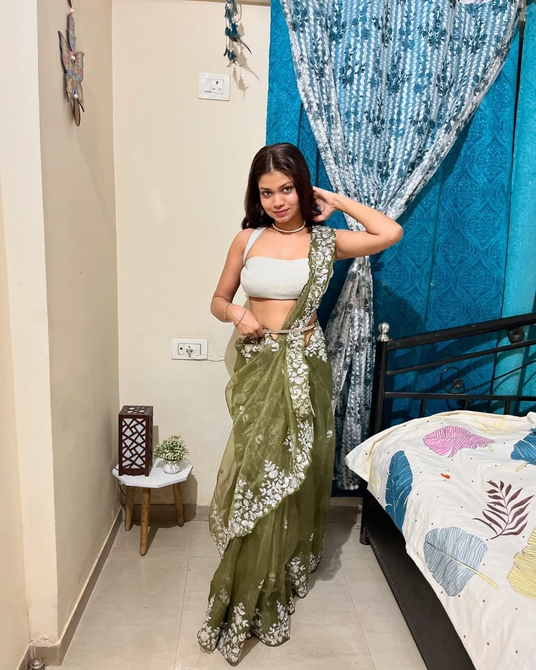 Roshni Sinha Elite Escort Companion in Sadar Bazaar