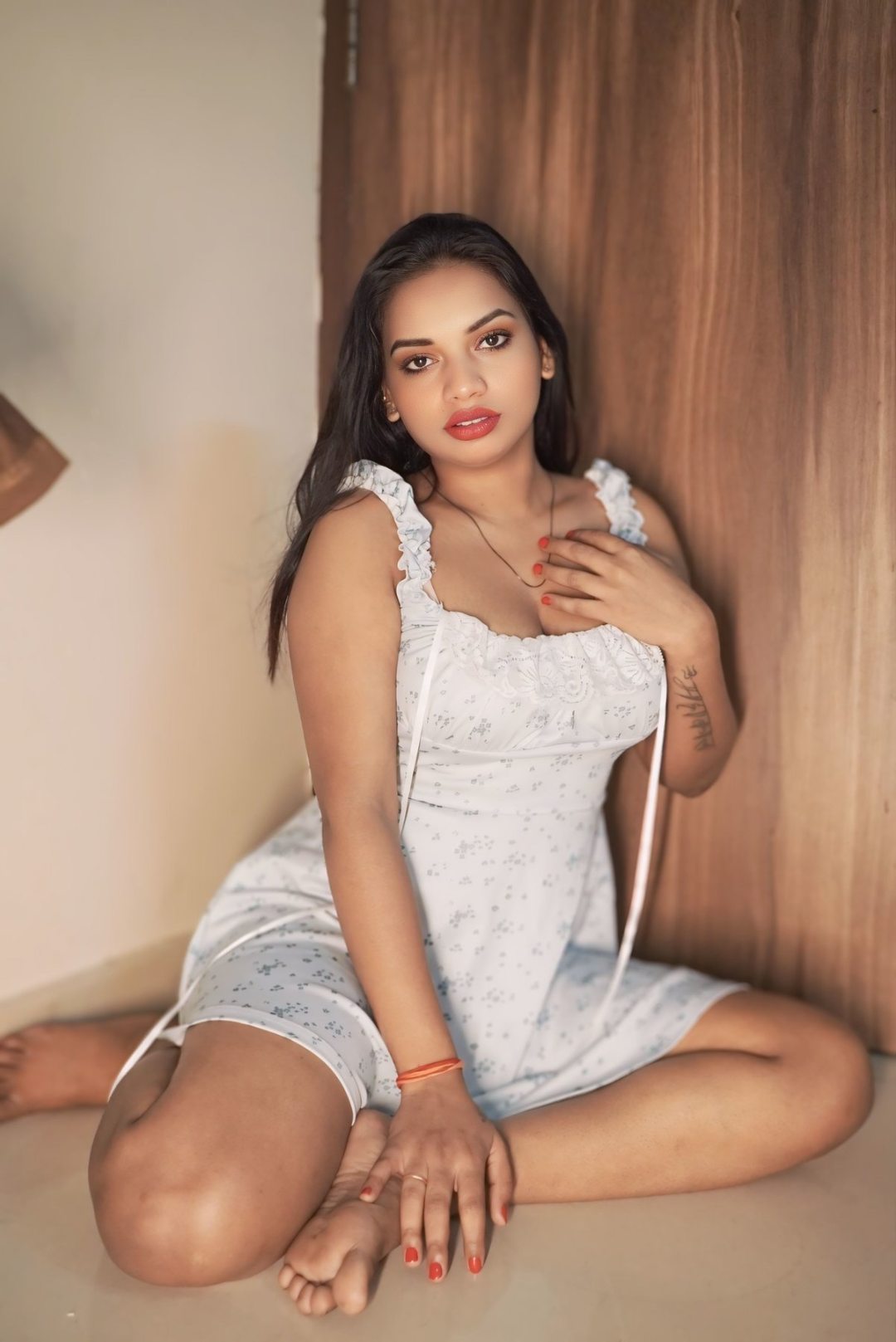 Mitali Roy Professional VIP Escort in Khandari